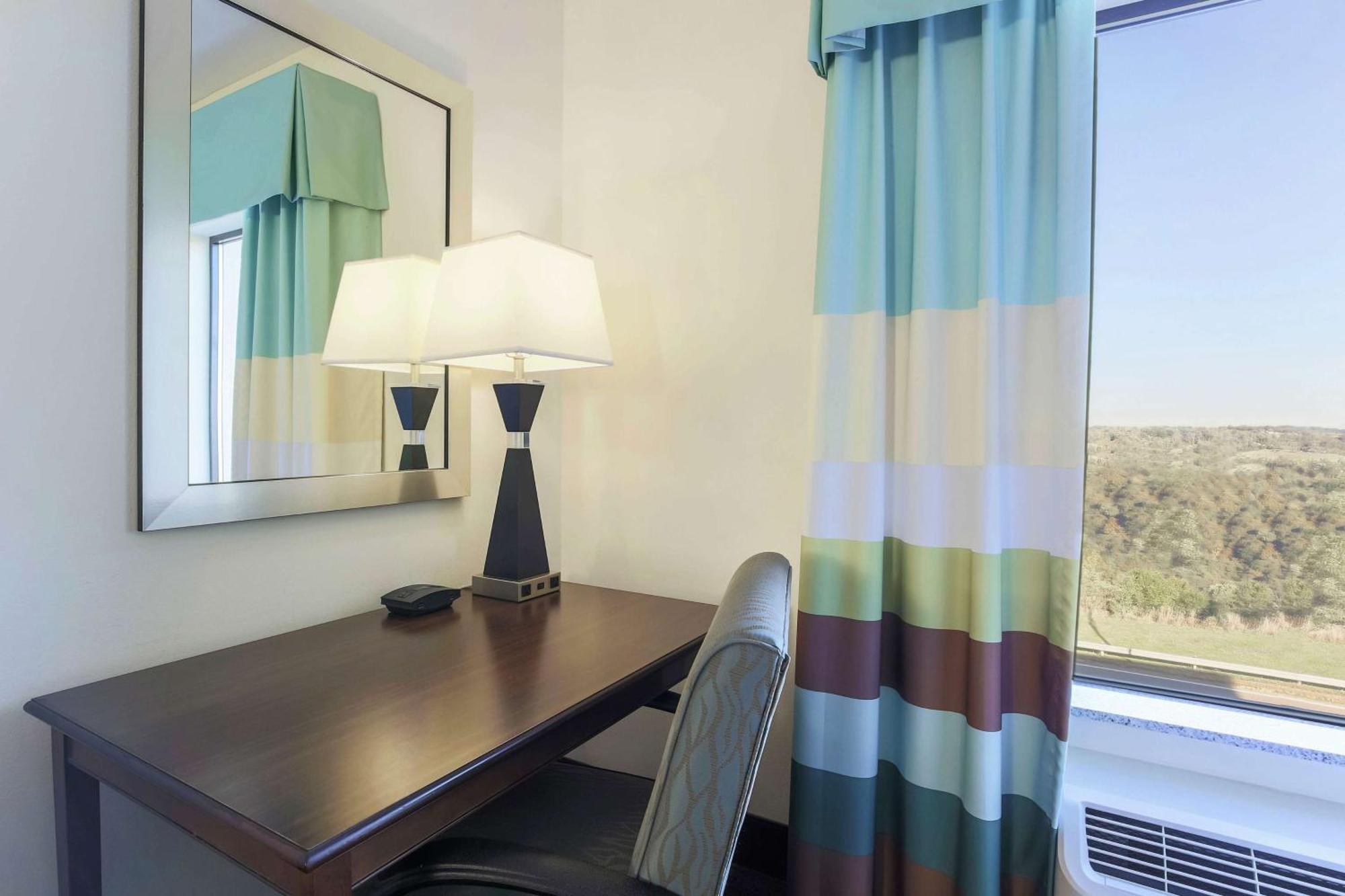 Hampton Inn & Suites Wheeling - The Highlands Triadelphia Dış mekan fotoğraf