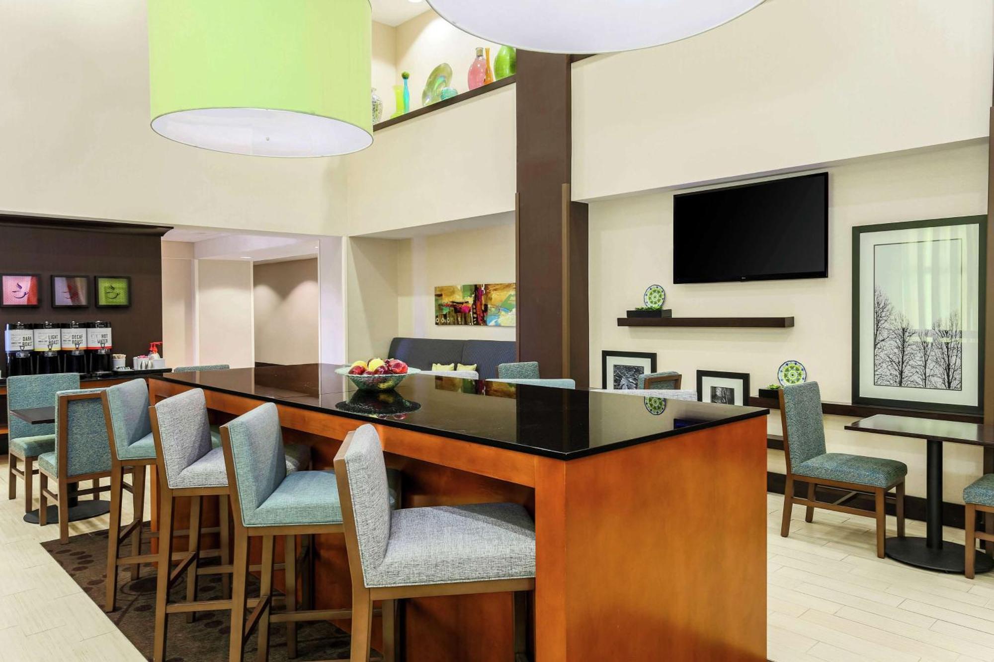 Hampton Inn & Suites Wheeling - The Highlands Triadelphia Dış mekan fotoğraf