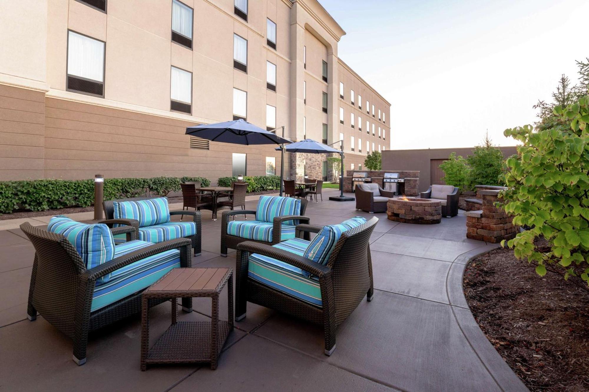 Hampton Inn & Suites Wheeling - The Highlands Triadelphia Dış mekan fotoğraf