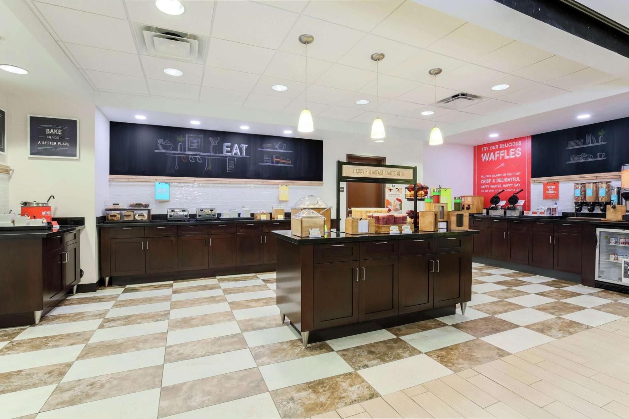 Hampton Inn & Suites Wheeling - The Highlands Triadelphia Dış mekan fotoğraf